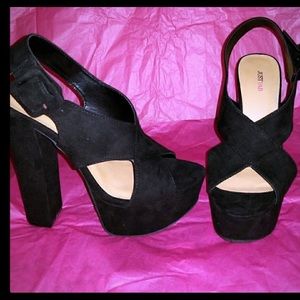 Justfab black heels